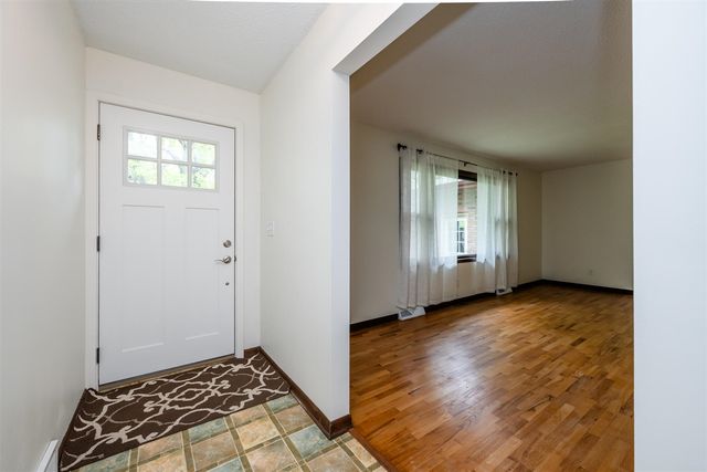 1719 Santa Maria Drive, Stevensville, MI 49127