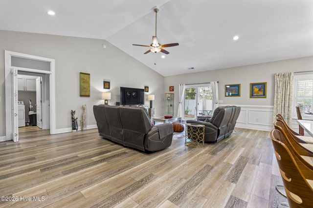 817 White Heron Cove, Murrells Inlet, SC 29576