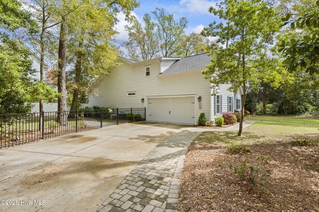 817 White Heron Cove, Murrells Inlet, SC 29576
