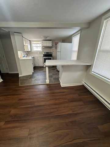 7 Sixth St. 2, Attleboro, MA 02703