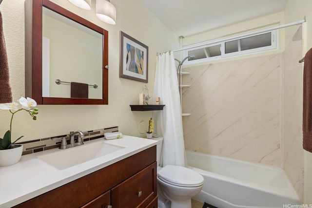 94-225 Hikiku Place, Mililani, HI 96789