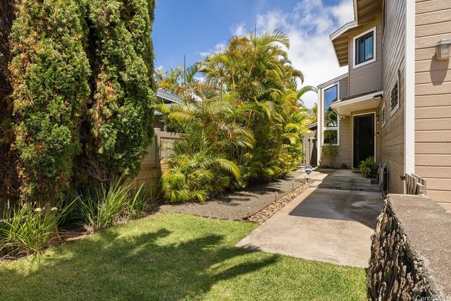 94-225 Hikiku Place, Mililani, HI 96789