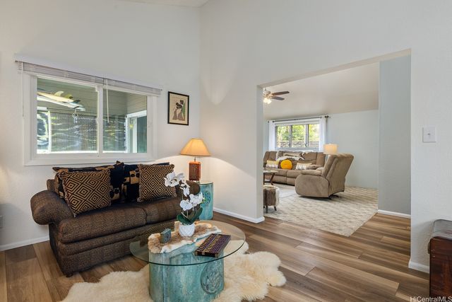 94-225 Hikiku Place, Mililani, HI 96789