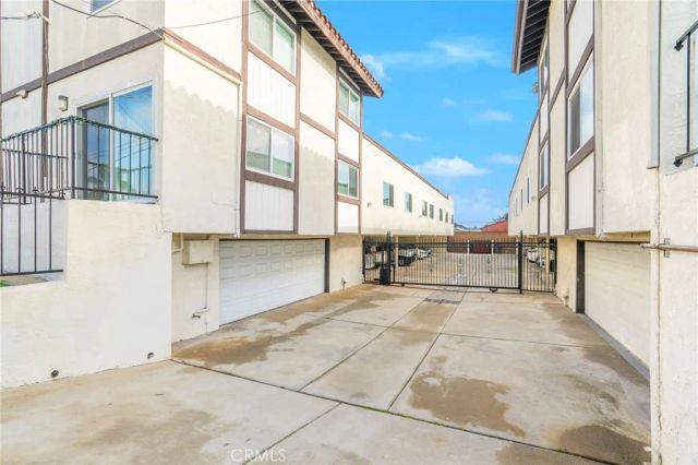 16720 S Dalton Ave, Gardena, CA 90247