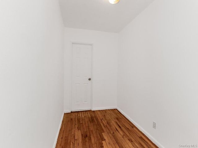 43 Bronx River Road 8A, Yonkers, NY 10704