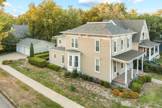 158 S 10th St, Salina, KS 67401