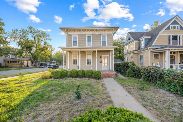 158 S 10th St, Salina, KS 67401