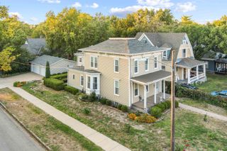 158 S 10th St, Salina, KS 67401