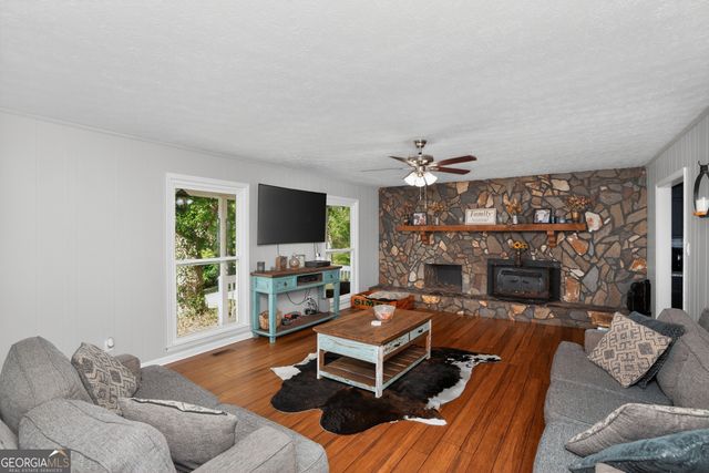 662 Highway 18 W, Barnesville, GA 30204