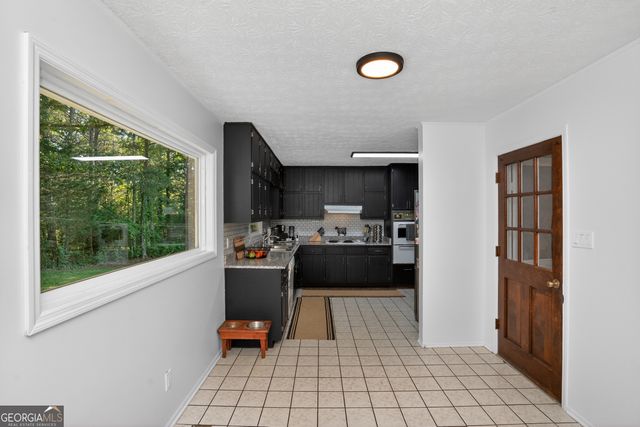 662 Highway 18 W, Barnesville, GA 30204