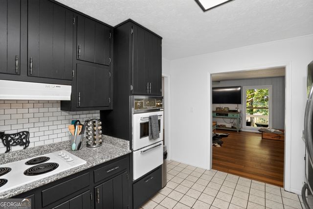 662 Highway 18 W, Barnesville, GA 30204
