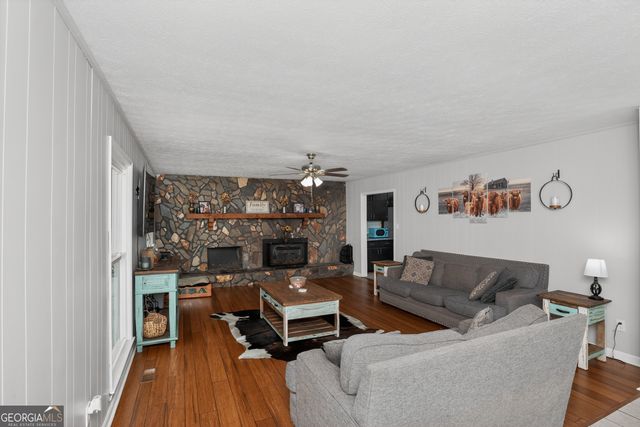 662 Highway 18 W, Barnesville, GA 30204