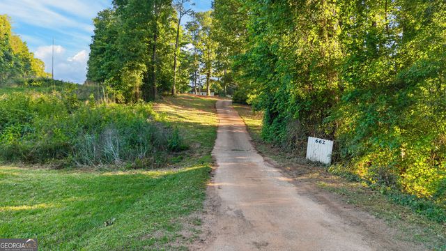 662 Highway 18 W, Barnesville, GA 30204