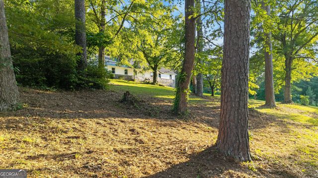 662 Highway 18 W, Barnesville, GA 30204