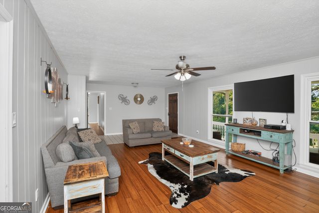 662 Highway 18 W, Barnesville, GA 30204