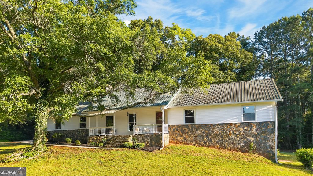 662 Highway 18 W, Barnesville, GA 30204