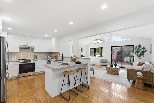 319 30th Avenue, San Mateo, CA 94403