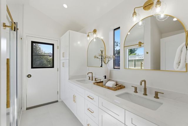 319 30th Avenue, San Mateo, CA 94403