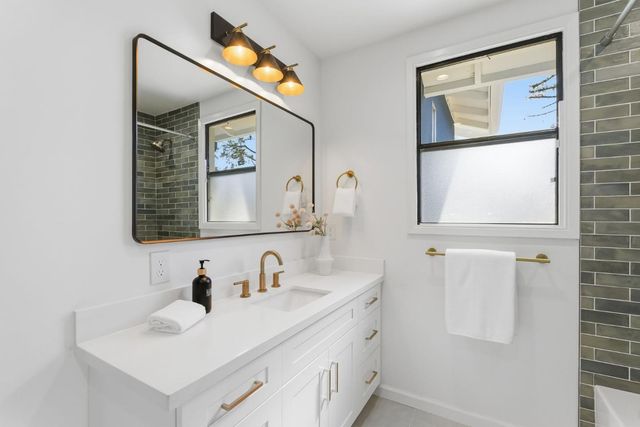 319 30th Avenue, San Mateo, CA 94403