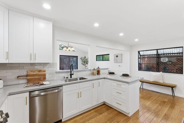 319 30th Avenue, San Mateo, CA 94403