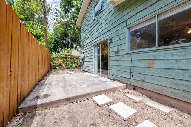 607 E 43rd ST B, Austin, TX 78751