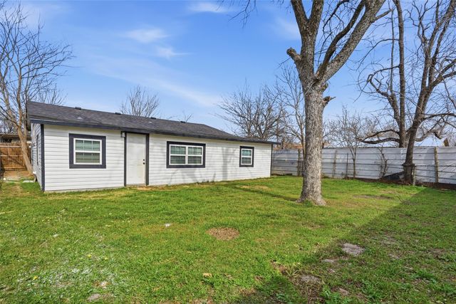 1100 SE 9th Street, Mineral Wells, TX 76067