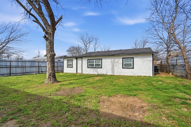 1100 SE 9th Street, Mineral Wells, TX 76067