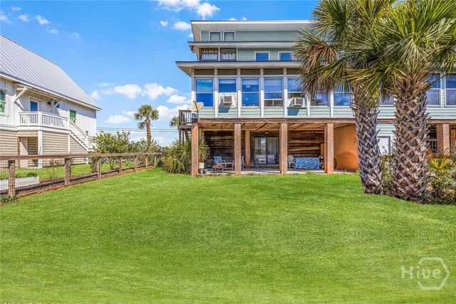 601 6th Street B, Tybee Island, GA 31328