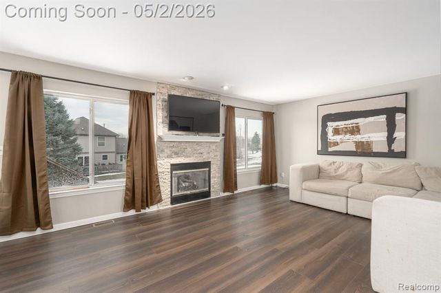 8406 Sherwood Drive, Grand Blanc, MI 48439