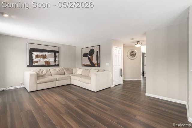 8406 Sherwood Drive, Grand Blanc, MI 48439