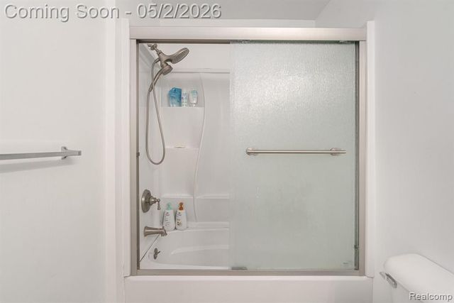 8406 Sherwood Drive, Grand Blanc, MI 48439