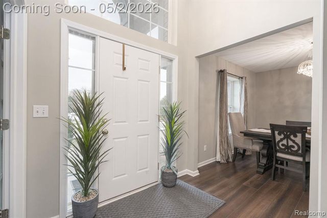 8406 Sherwood Drive, Grand Blanc, MI 48439