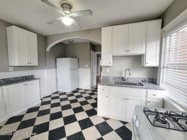 106 Crestwood Ave, Louisville, KY 40206