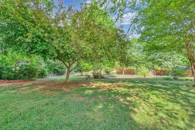 823 Indian Trail Run, Inman, SC 29349