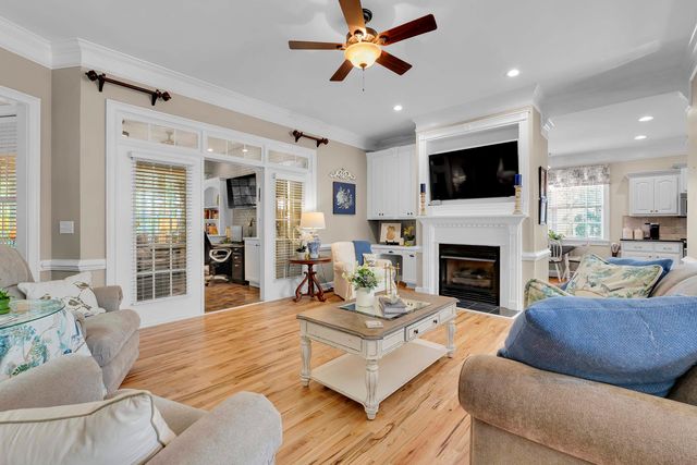 823 Indian Trail Run, Inman, SC 29349