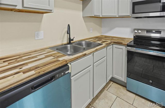 821 Niedringhaus Avenue A, Granite City, IL 62040