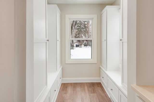 4158 Zane Avenue N, Robbinsdale, MN 55422