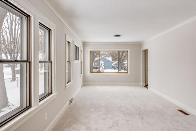 4158 Zane Avenue N, Robbinsdale, MN 55422