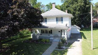 425 S 4th Street, Watseka, IL 60970