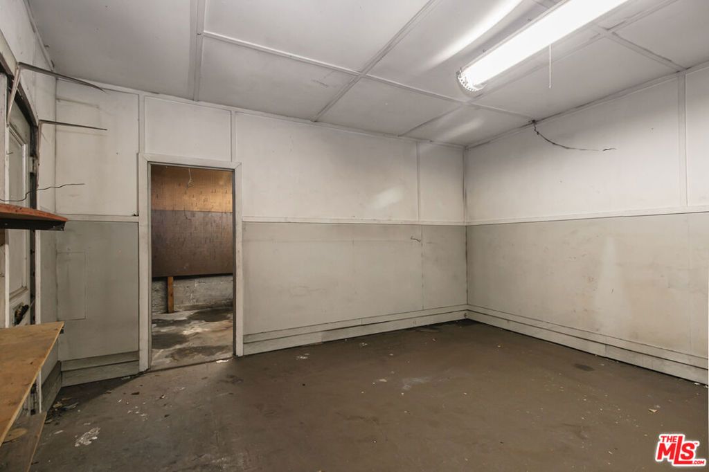 Image 13 of property listing at 6541 Regent Street, Huntington Park, CA 90255
