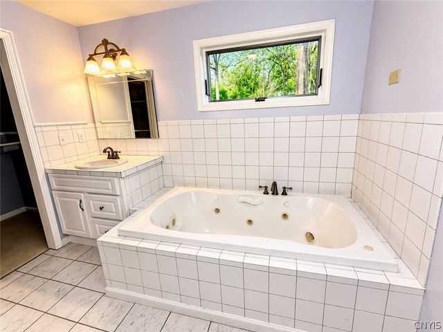 4016 East Road, Cazenovia, NY 13035