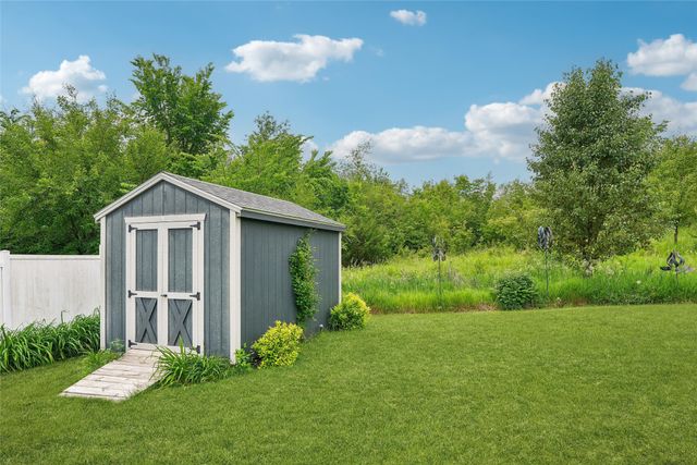 801 N Kenwood Boulevard, Indianola, IA 50125