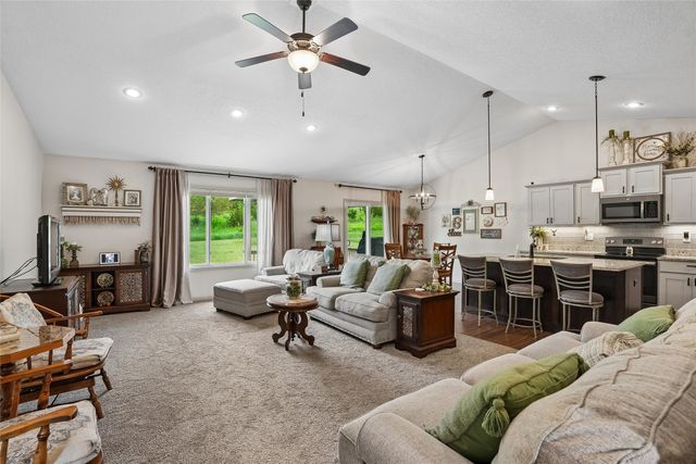 801 N Kenwood Boulevard, Indianola, IA 50125