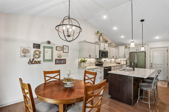 801 N Kenwood Boulevard, Indianola, IA 50125
