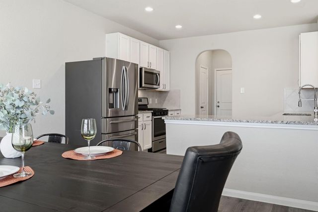 2542 Sturgeon Way, Conroe, TX 77384