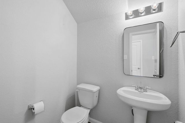 2542 Sturgeon Way, Conroe, TX 77384