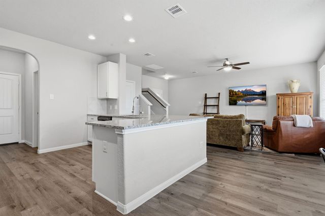 2542 Sturgeon Way, Conroe, TX 77384