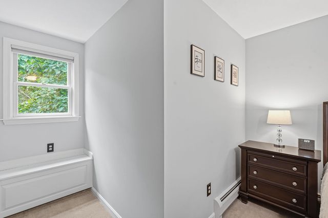 19 Tamarack Lane, Amherst, NH 03031