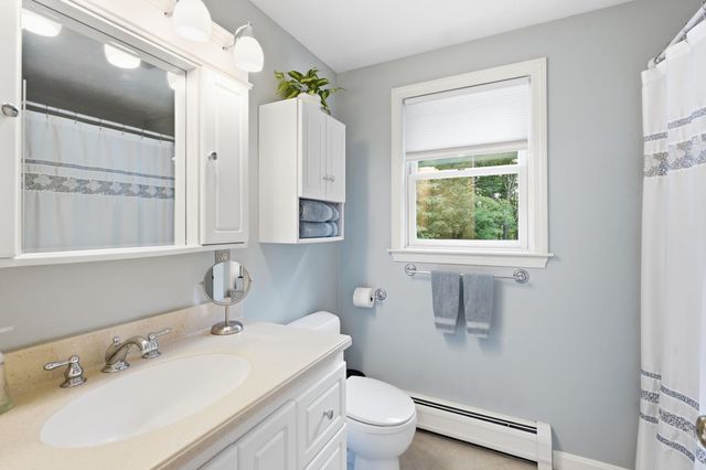 19 Tamarack Lane, Amherst, NH 03031