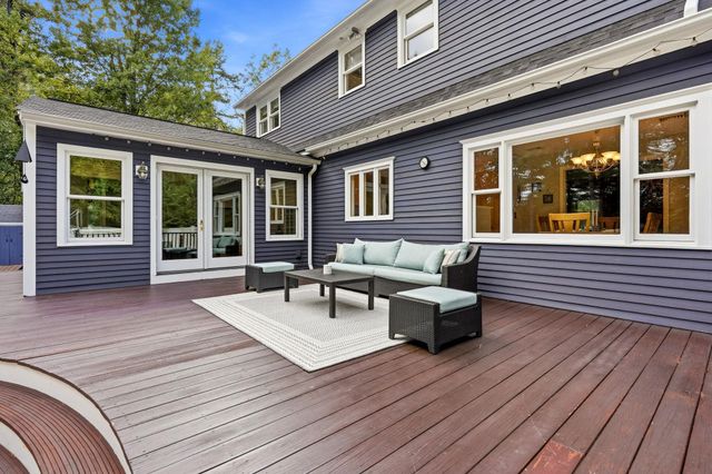 19 Tamarack Lane, Amherst, NH 03031